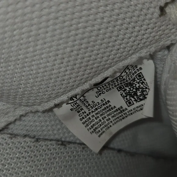 Nike Air Max - Picture 8 of 8